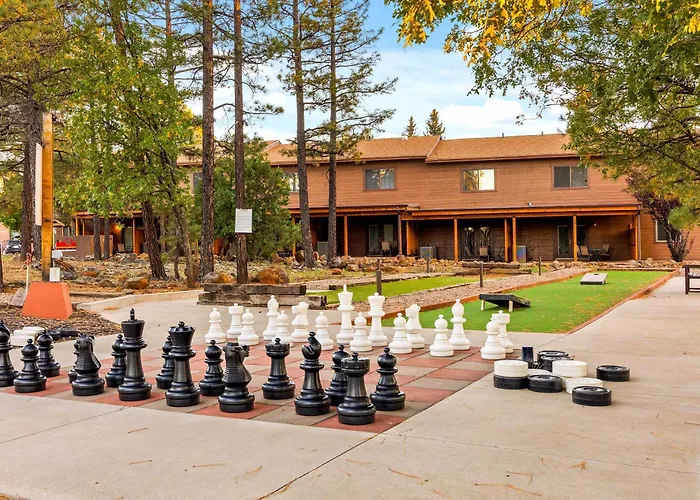 Pine-grand Canyon By Roundhouse And Apartment *